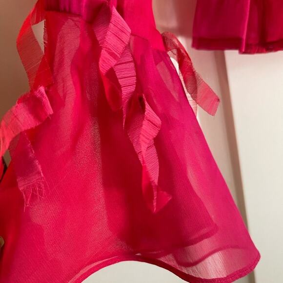 blouse red sexy. Variegated color ob red. Red beading scattered on front - Picture 4 of 6